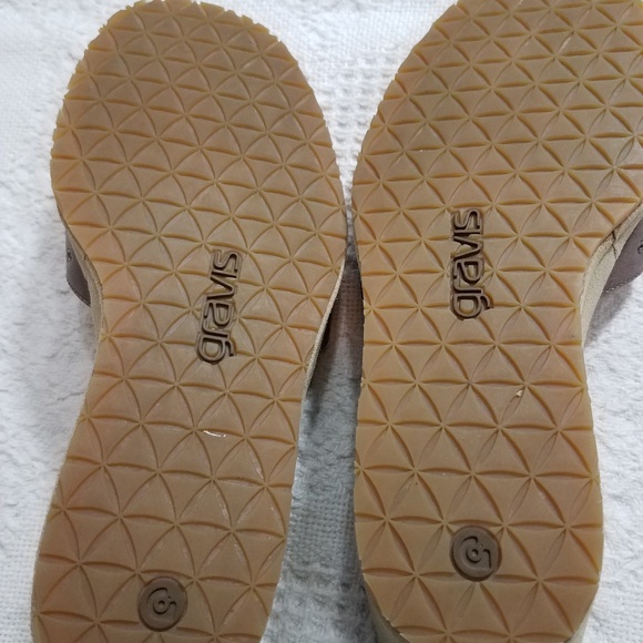 Gravis Women Sandal - Picture 2 of 7